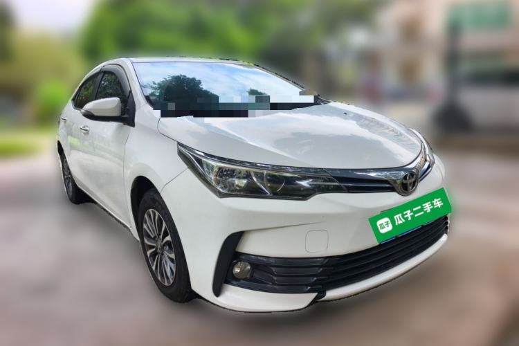 Used Toyota Corolla 2017 Revised Version 1.2T S-CVT GL Front Right 45 Deg