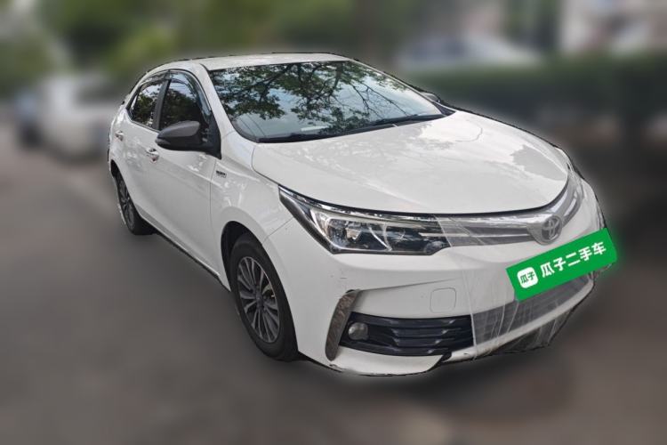 Used Toyota Corolla 2017 Revised Version 1.2T S-CVT GL Front Right 45 Deg