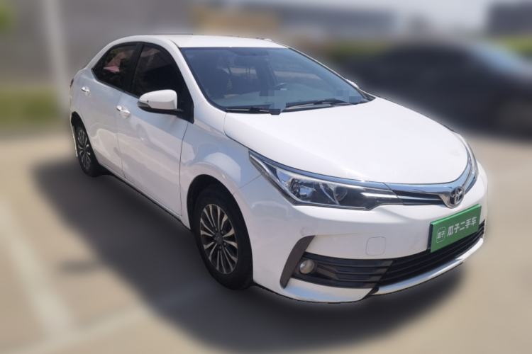 Used Toyota Corolla 2017 Revised Version 1.2T S-CVT GL Front Right 45 Deg