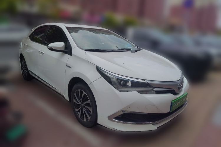 Used Toyota Corolla 2017 Revised Dual-Engine 1.8L E-CVT Elite Edition Front Right 45 Deg