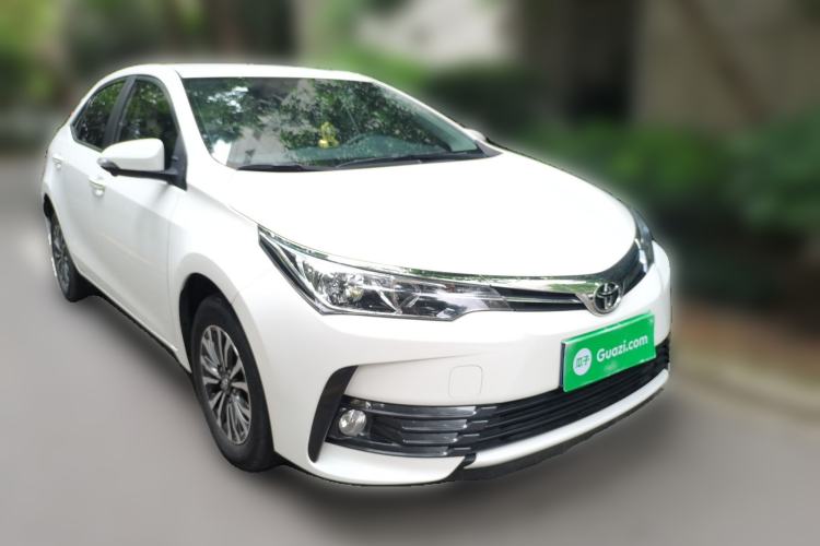 Used Toyota Corolla 2017 Revised Version 1.2T S-CVT GL Front Right 45 Deg