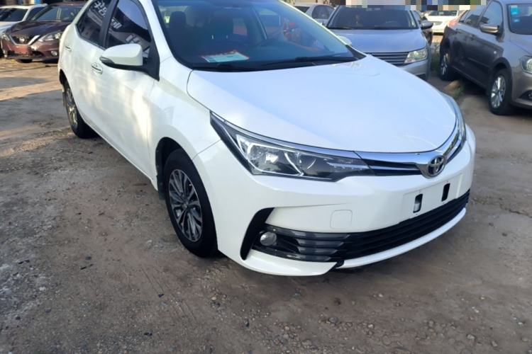 Used Toyota Corolla 2017 Revised Version 1.2T S-CVT GL Front Right 45 Deg