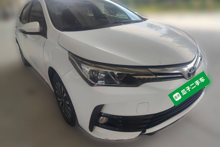 Used Toyota Corolla 2017 Revised Version 1.2T S-CVT GL-i Front Right 45 Deg