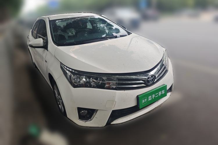 Used Toyota Corolla 2017 Revised Version 1.6L S-CVT GL Front Right 45 Deg