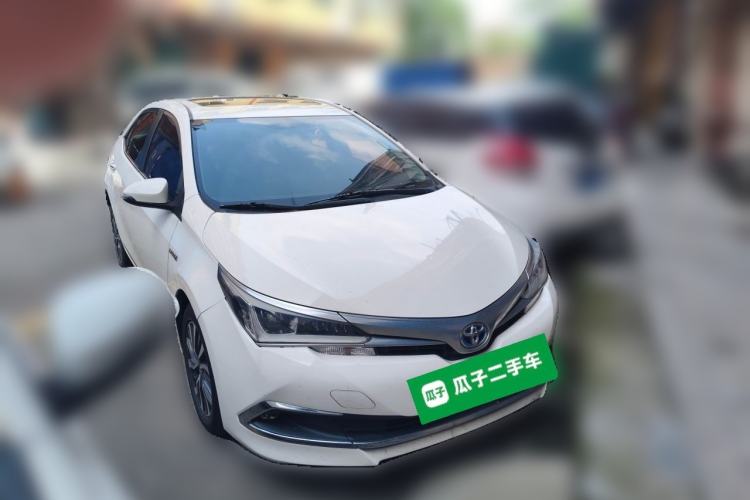 Used Toyota Corolla 2017 Revised Dual-Engine 1.8L E-CVT Leading Edition Front Right 45 Deg