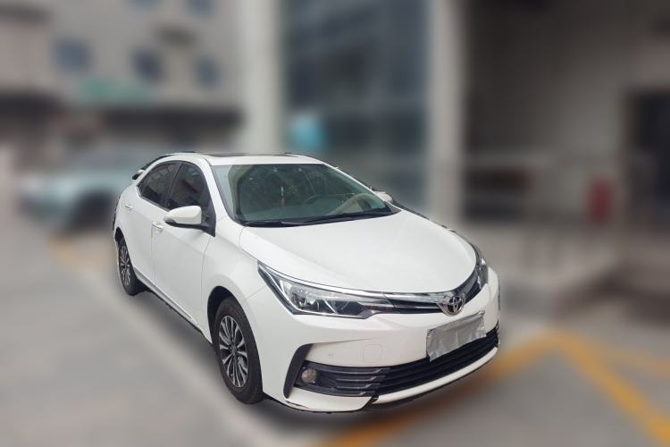 Used Toyota Corolla 2017 Revised Version 1.2T S-CVT GL-i Front Right 45 Deg
