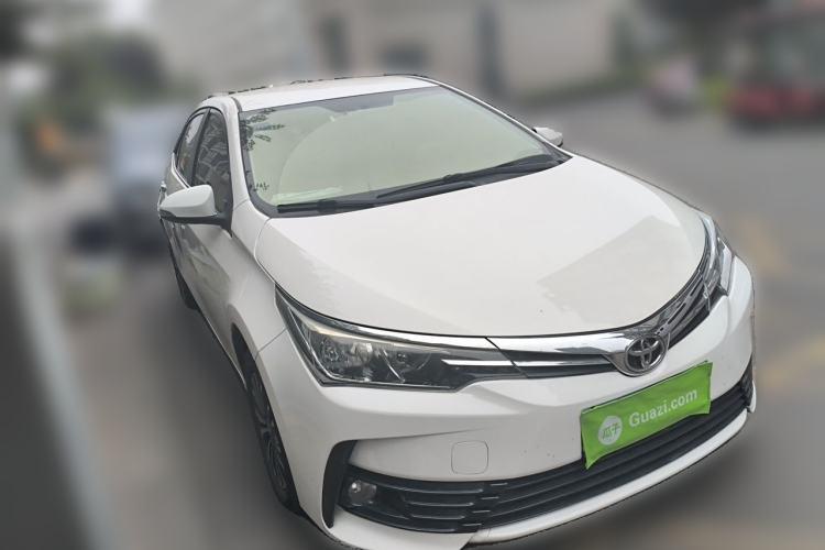 Used Toyota Corolla 2017 Revised Version 1.2T S-CVT GL Front Right 45 Deg