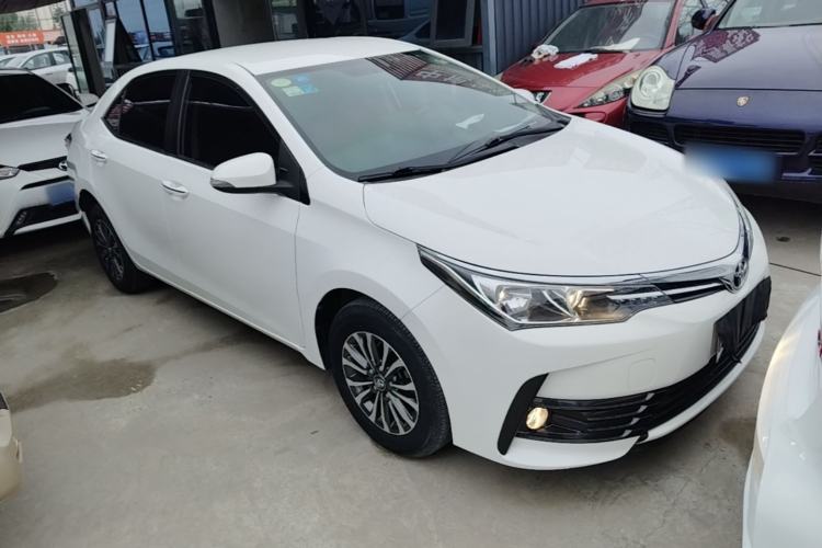 Used Toyota Corolla 2017 Revised Version 1.2T S-CVT GL Front Right 45 Deg