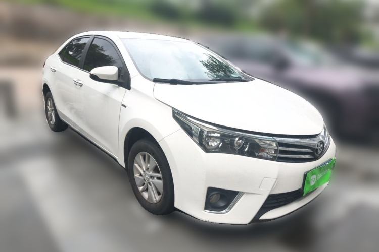 Used Toyota Corolla 2017 Revised Version 1.6L S-CVT GL Front Right 45 Deg