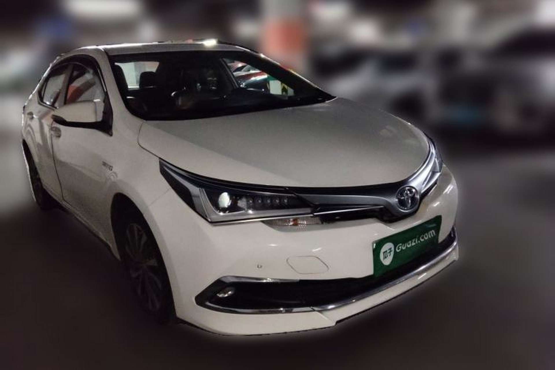 Used Toyota Corolla 2017 Revised Dual-Engine 1.8L E-CVT Elite Edition Front Right 45 Deg