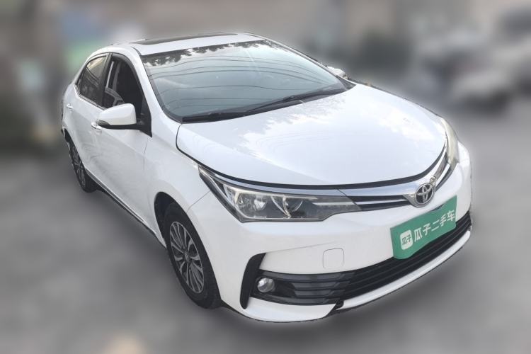 Used Toyota Corolla 2017 Revised Version 1.2T S-CVT GL-i Front Right 45 Deg