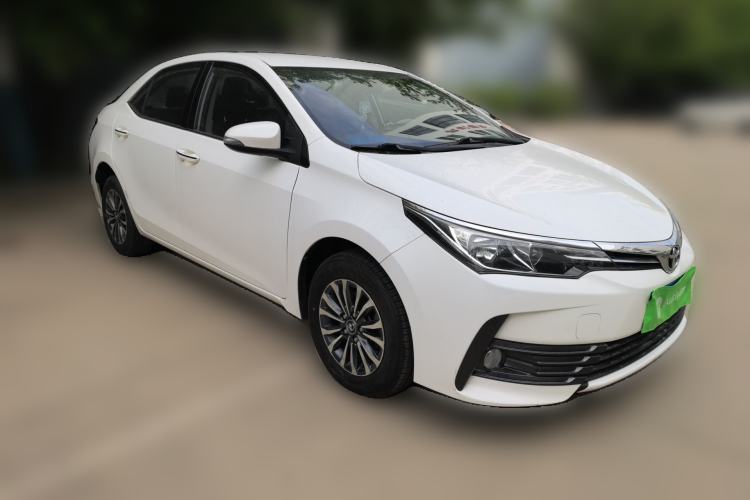 Used Toyota Corolla 2017 Revised Version 1.2T S-CVT GL Front Right 45 Deg