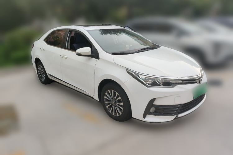 Used Toyota Corolla 2017 Revised Version 1.2T S-CVT GL-i Front Right 45 Deg