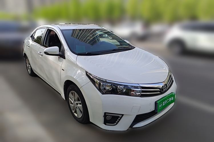Used Toyota Corolla 2017 Revised Version 1.6L S-CVT GL Front Right 45 Deg