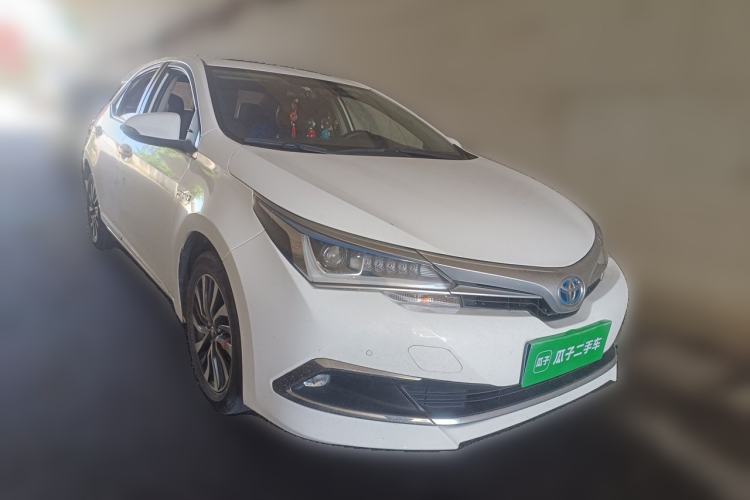 Used Toyota Corolla 2017 Revised Dual-Engine 1.8L E-CVT Elite Edition Front Right 45 Deg
