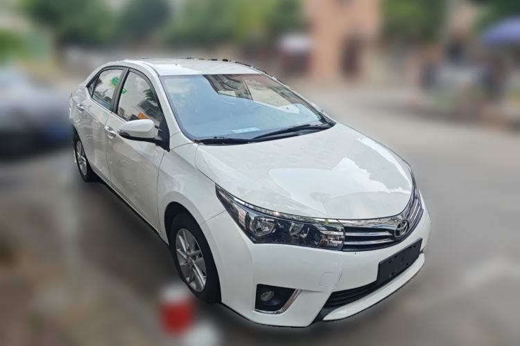 Used Toyota Corolla 2017 Revised Version 1.6L S-CVT GL Front Right 45 Deg