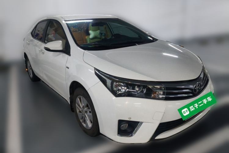 Used Toyota Corolla 2017 1.6L CVT GL Front Right 45 Deg