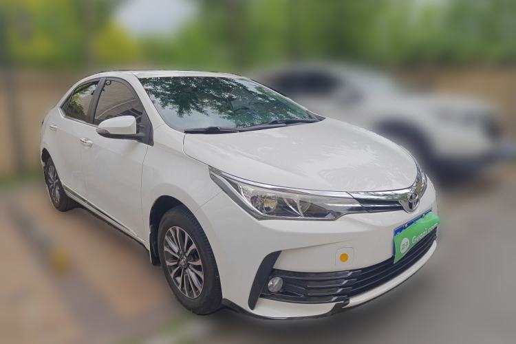 Used Toyota Corolla 2017 Revised Version 1.2T S-CVT GL-i Front Right 45 Deg
