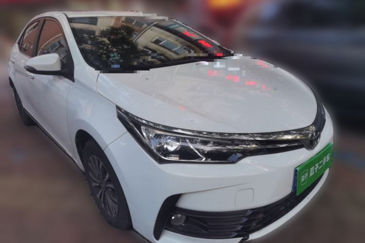 Used Toyota Corolla 2017 Revised Version 1.2T S-CVT GL-i Front Right 45 Deg
