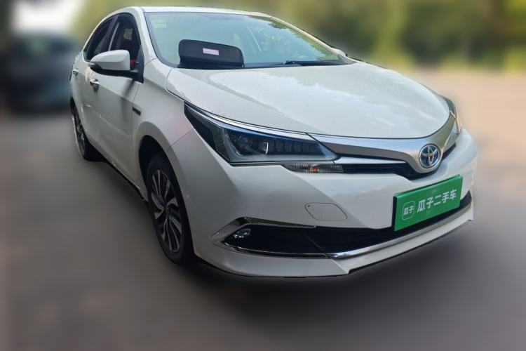 Used Toyota Corolla 2017 Revised Dual-Engine 1.8L E-CVT Leading Edition Front Right 45 Deg