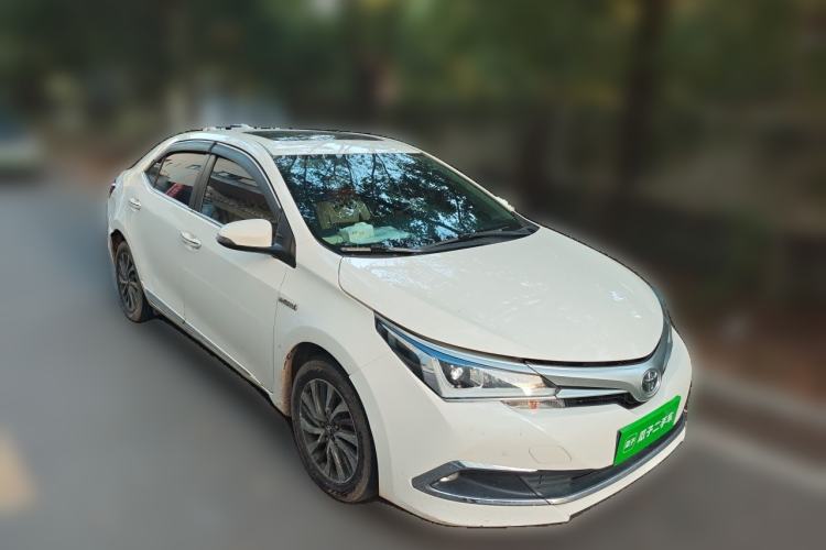 Used Toyota Corolla 2017 Revised Dual-Engine 1.8L E-CVT Elite Edition Front Right 45 Deg