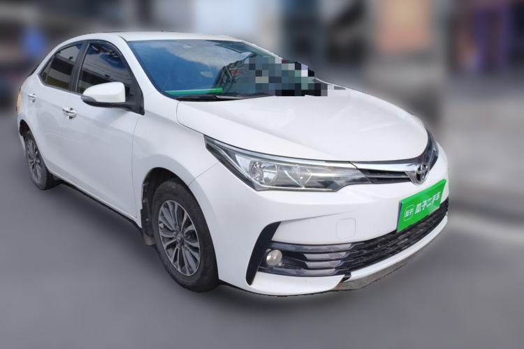 Used Toyota Corolla 2017 Revised Version 1.2T S-CVT GL Front Right 45 Deg