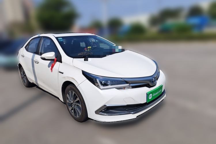 Used Toyota Corolla 2017 Revised Dual-Engine 1.8L E-CVT Leading Edition Front Right 45 Deg