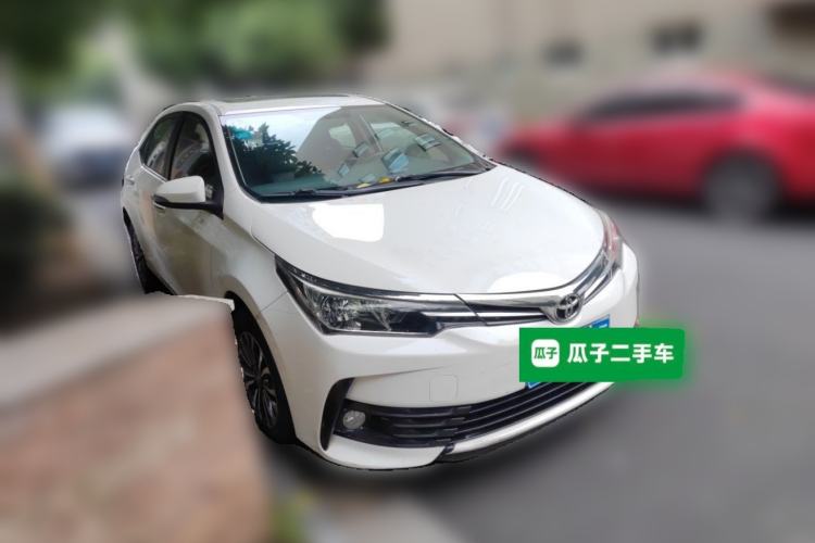 Used Toyota Corolla 2017 Revised Version 1.2T S-CVT GL-i Front Right 45 Deg