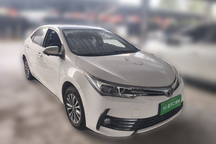 Used Toyota Corolla 2017 Revised Version 1.2T S-CVT GL-i Front Right 45 Deg