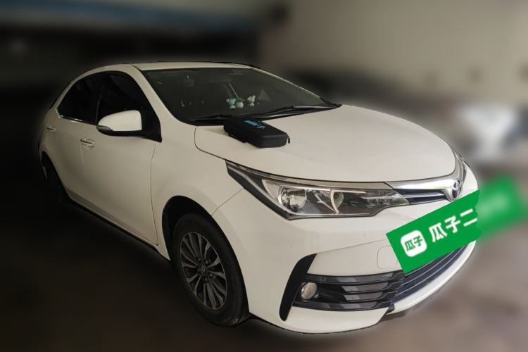 Used Toyota Corolla 2017 Revised Version 1.2T S-CVT GL Front Right 45 Deg