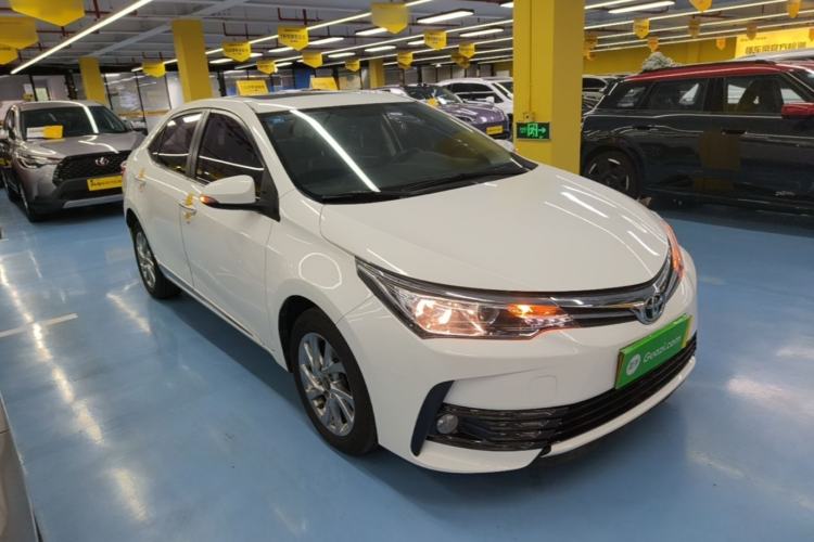 Used Toyota Corolla 2017 Revised Version 1.2T S-CVT GL-i Leather Edition Front Right 45 Deg