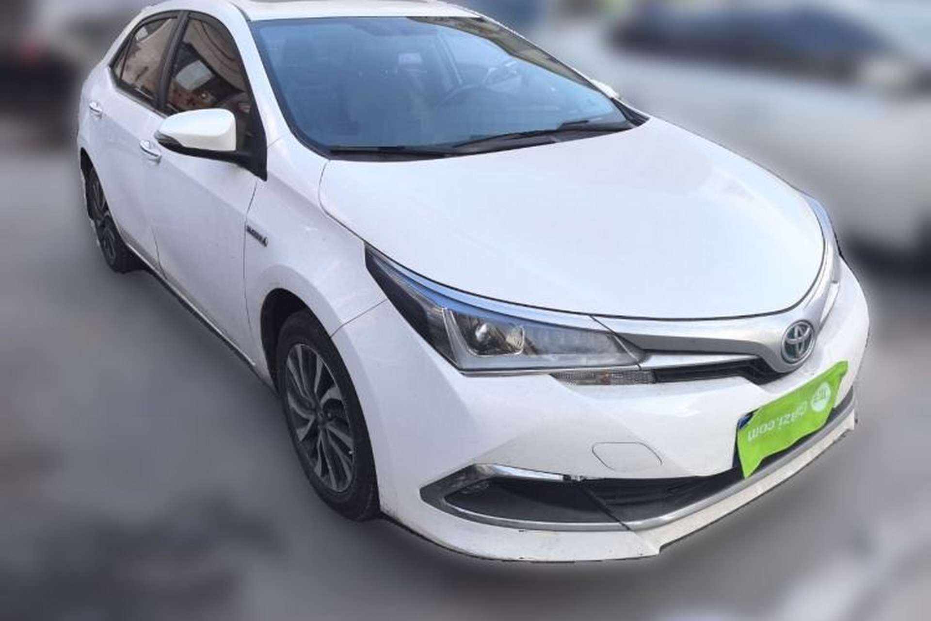 Used Toyota Corolla 2017 Revised Dual-Engine 1.8L E-CVT Leading Edition Front Right 45 Deg