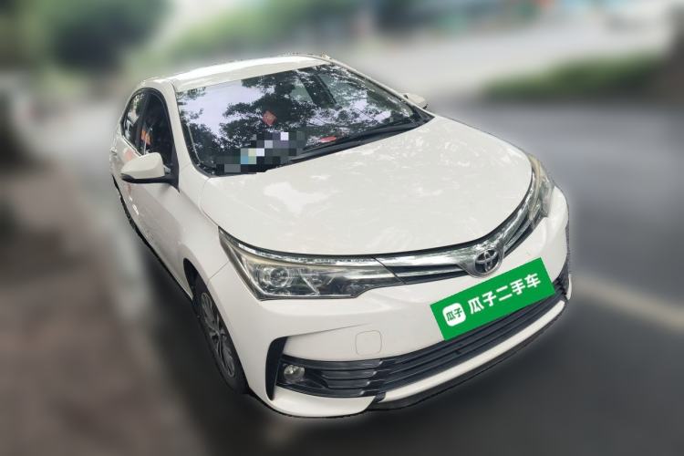 Used Toyota Corolla 2017 Revised Version 1.2T S-CVT GL Front Right 45 Deg