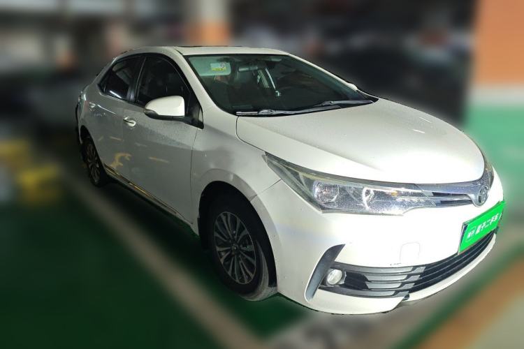 Used Toyota Corolla 2017 Revised Version 1.2T S-CVT GL-i Front Right 45 Deg