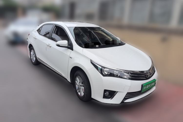 Used Toyota Corolla 2017 Revised Version 1.6L Manual GL Front Right 45 Deg