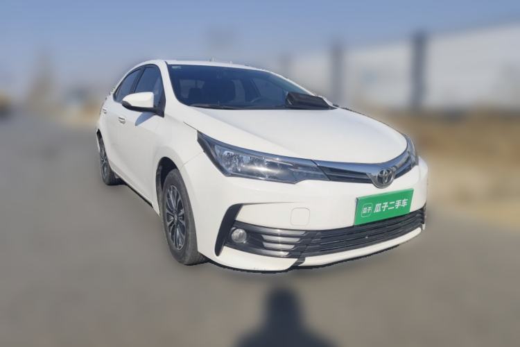Used Toyota Corolla 2017 Revised Version 1.2T S-CVT GL Front Right 45 Deg