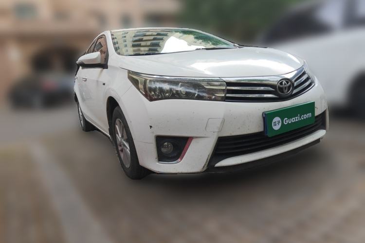 Used Toyota Corolla 2017 1.6L CVT GL Front Right 45 Deg