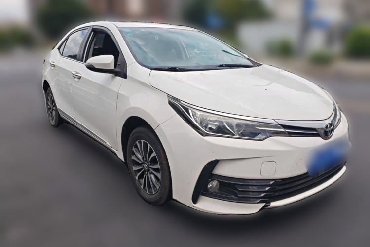 Used Toyota Corolla 2017 Revised Version 1.2T S-CVT GL-i Front Right 45 Deg