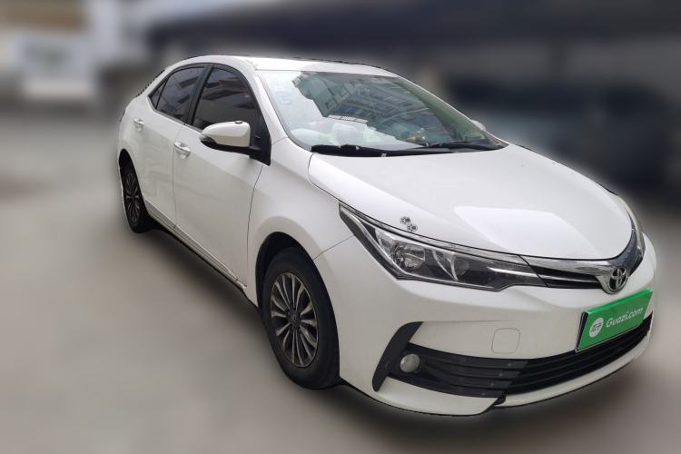 Used Toyota Corolla 2017 Revised Version 1.2T S-CVT GL-i Front Right 45 Deg