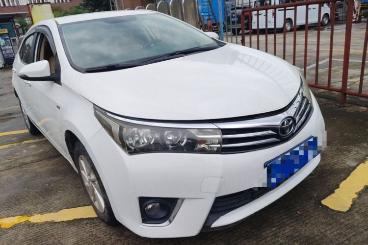 Used Toyota Corolla 2017 Revised Version 1.6L S-CVT GL Front Right 45 Deg