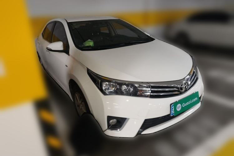 Used Toyota Corolla 2017 1.6L CVT GL Front Right 45 Deg