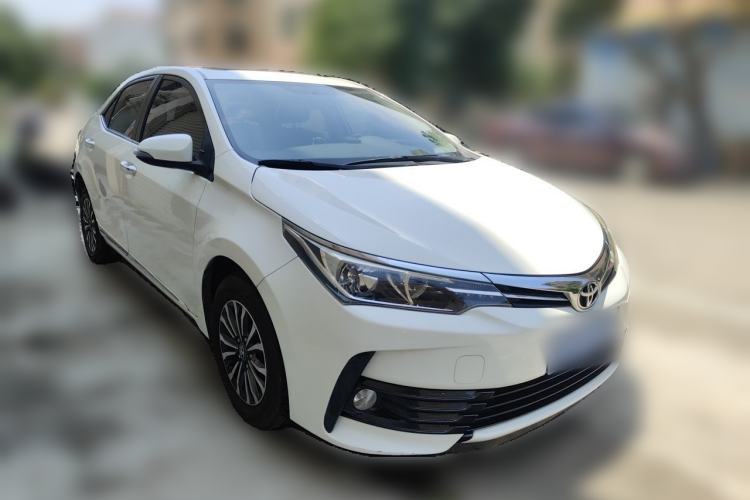 Used Toyota Corolla 2017 Revised Version 1.2T S-CVT GL-i Front Right 45 Deg