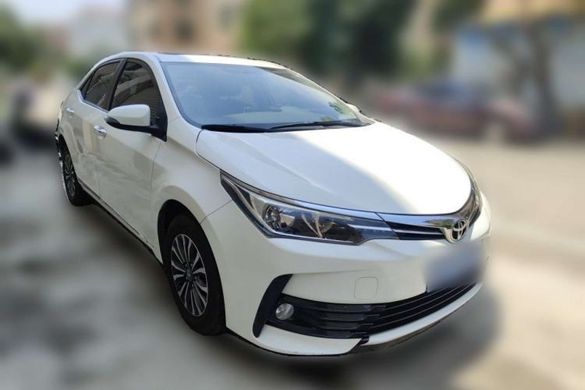 Used Toyota Corolla 2017 Revised Version 1.2T S-CVT GL-i Front Right 45 Deg