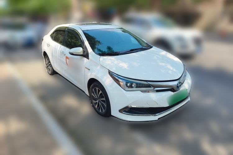 Used Toyota Corolla 2017 Revised Dual-Engine 1.8L E-CVT Leading Edition Front Right 45 Deg