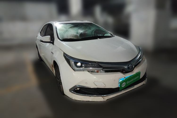 Used Toyota Corolla 2017 Revised Dual-Engine 1.8L E-CVT Leading Edition Front Right 45 Deg