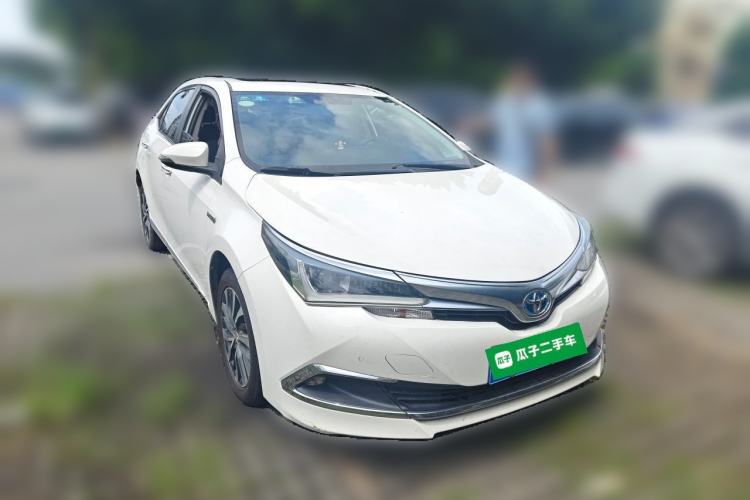 Used Toyota Corolla 2017 Revised Dual-Engine 1.8L E-CVT Elite Edition Front Right 45 Deg