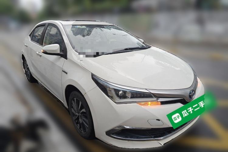 Used Toyota Corolla 2017 Revised Dual-Engine 1.8L E-CVT Leading Edition Front Right 45 Deg