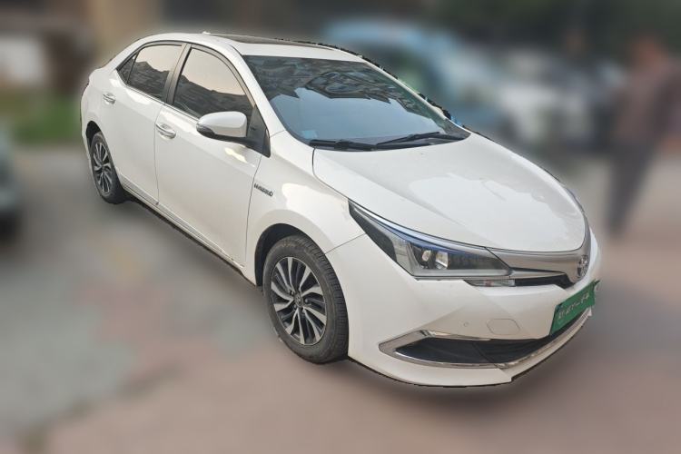 Used Toyota Corolla 2017 Revised Dual-Engine 1.8L E-CVT Elite Edition Front Right 45 Deg