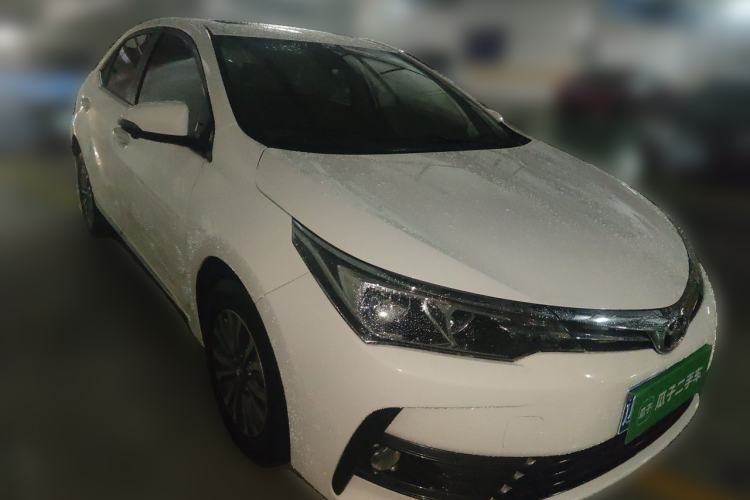 Used Toyota Corolla 2017 Revised Version 1.2T S-CVT GL-i Front Right 45 Deg