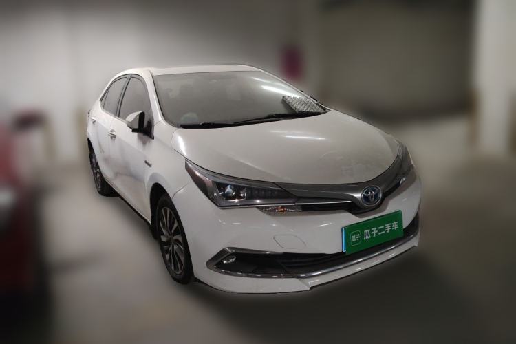 Used Toyota Corolla 2017 Revised Dual-Engine 1.8L E-CVT Leading Edition Front Right 45 Deg